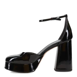 Women's Circus NY, Rosa Pump
