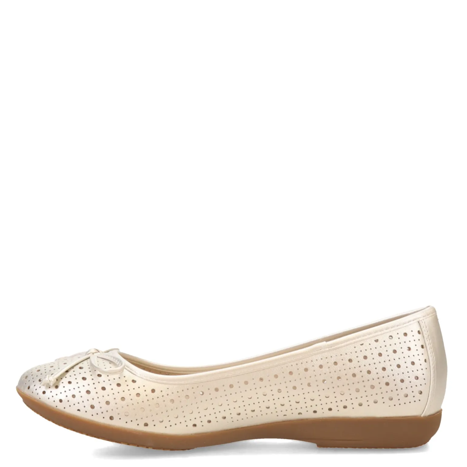 Women's Cliffs by White Mountain, Cheryl Flat