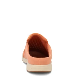 Women's Earth Origins, Emilia Mule
